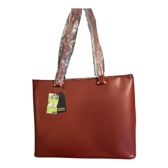 NWT Badgley Mischka 🔥Wine Shoulder Bag with Gold Detail🔥 - Picture 2 of 5